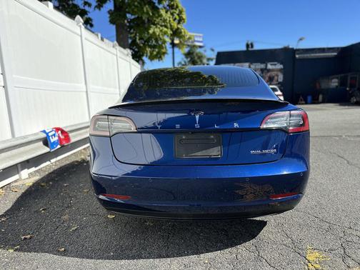 2019 Tesla Model 3 Performance