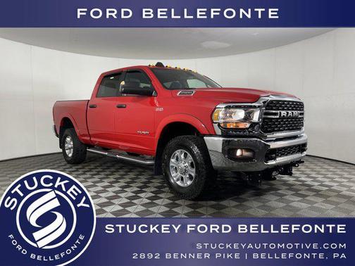 2022 RAM 2500 Big Horn Crew Cab 4x4 6'4' Box