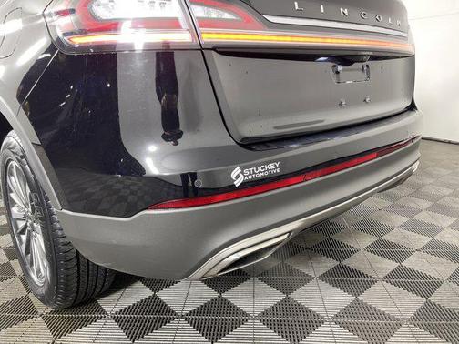 2022 Lincoln Nautilus Standard