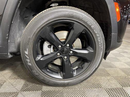 2022 Jeep Grand Cherokee L Altitude