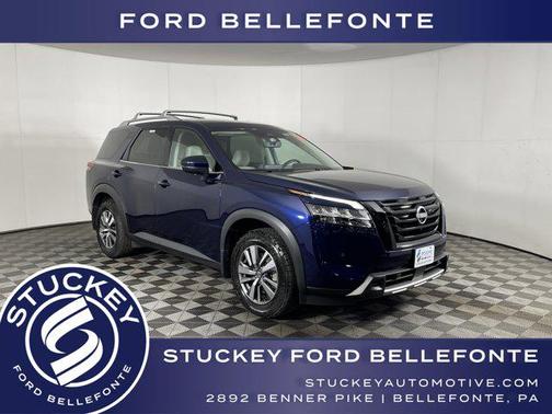 2023 Nissan Pathfinder SL 4WD