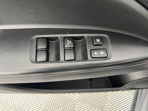 2022 Mitsubishi Mirage LE