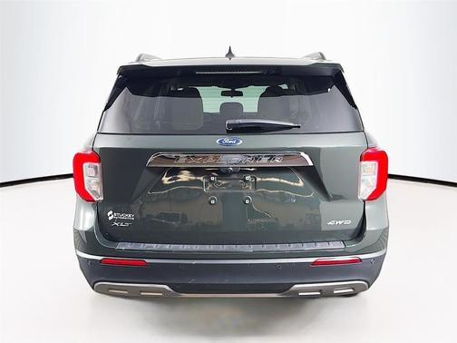 Forged Green Metallic 2022 Ford Explorer XLT