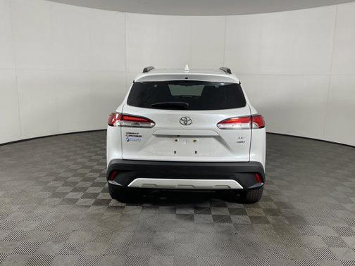 2023 Toyota Corolla Cross LE