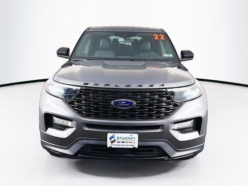 Carbonized Gray Metallic 2022 Ford Explorer ST-Line