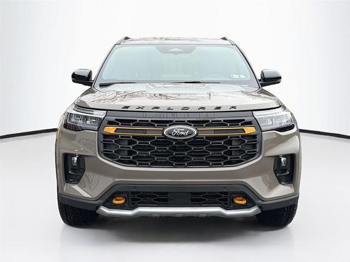 Marsh Gray 2026 Ford Explorer Tremor