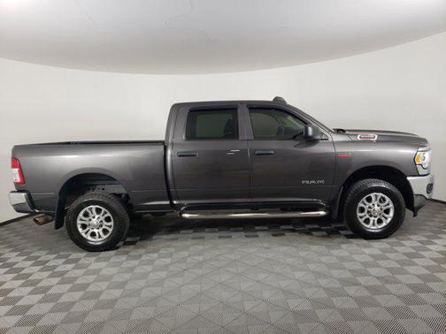2020 RAM 2500 Tradesman Crew Cab 4X4 6'4' Box