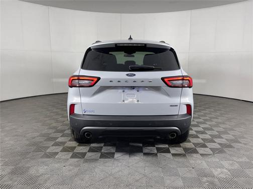 Space Silver Metallic 2025 Ford Escape ST-Line Select