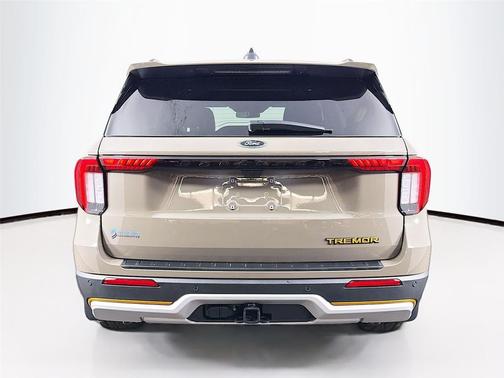 Marsh Gray 2026 Ford Explorer Tremor