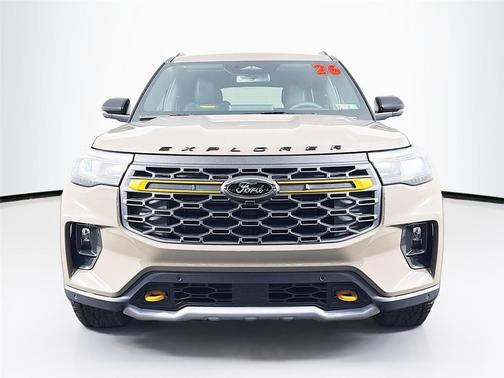 Marsh Gray 2026 Ford Explorer Tremor