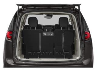 Brilliant Black Crystal Pearlcoat 2021 Chrysler Pacifica Touring L