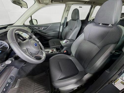 Magnetite Gray Metallic 2024 Subaru Forester Premium