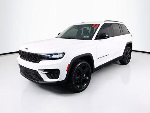 2023 Jeep Grand Cherokee Altitude