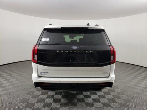 2026 Ford Expedition Max Active 4x4