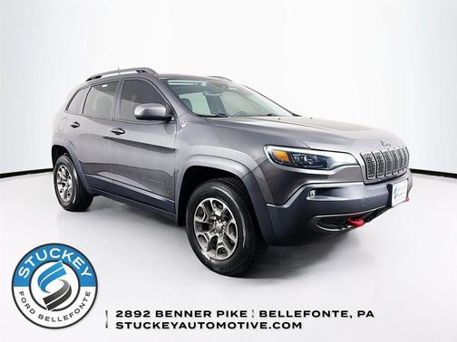 Granite Crystal Metallic Clearcoat 2021 Jeep Cherokee Trailhawk