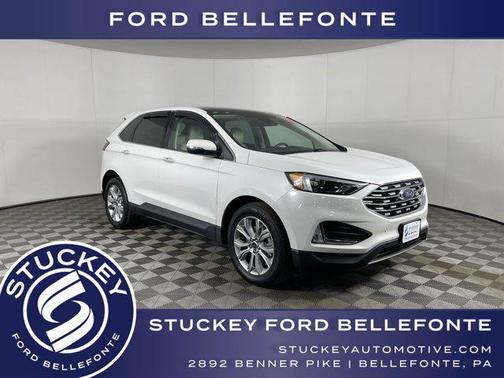 2022 Ford Edge Titanium