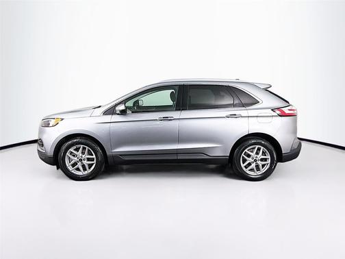 Iconic Silver Metallic 2024 Ford Edge SEL