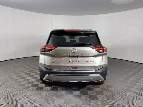 2022 Nissan Rogue Platinum