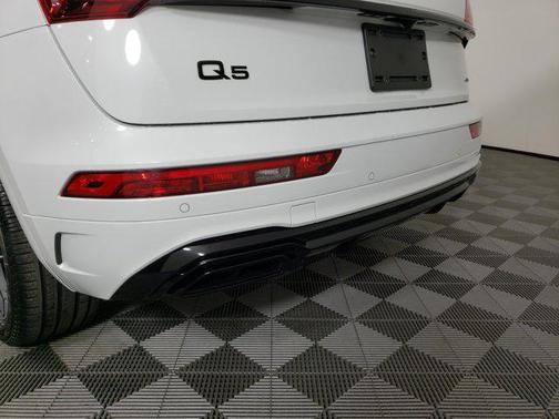 2024 Audi Q5 45 S line Premium Plus