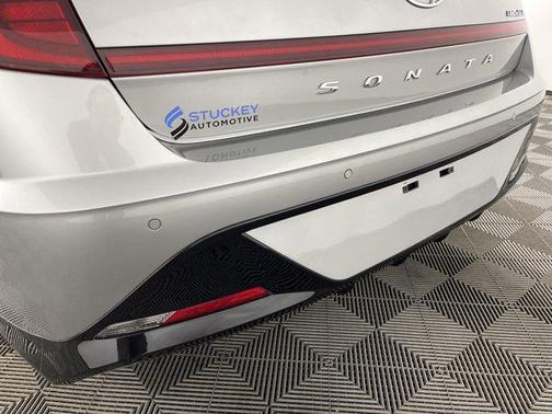 2020 Hyundai SONATA Limited