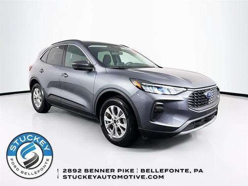 Carbonized Gray Metallic 2024 Ford Escape Active