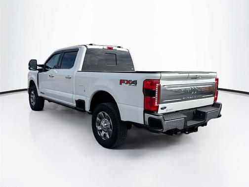 Star White Metallic Tri-Coat 2026 Ford F-250 King Ranch