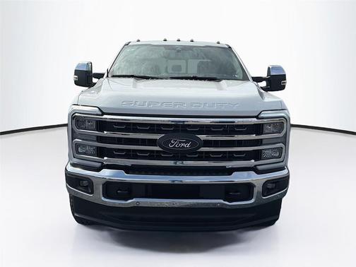 Star White Metallic Tri-Coat 2026 Ford F-250 King Ranch