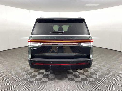 2022 Lincoln Navigator Black Label