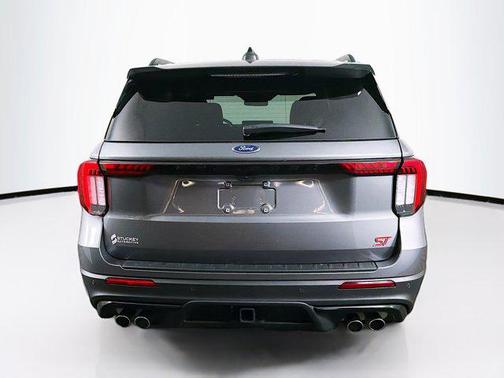 Carbonized Gray Metallic 2025 Ford Explorer ST