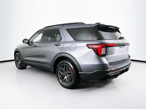 Carbonized Gray Metallic 2025 Ford Explorer ST