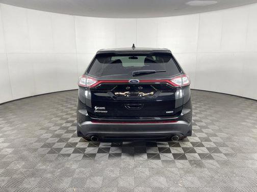 2018 Ford Edge SE