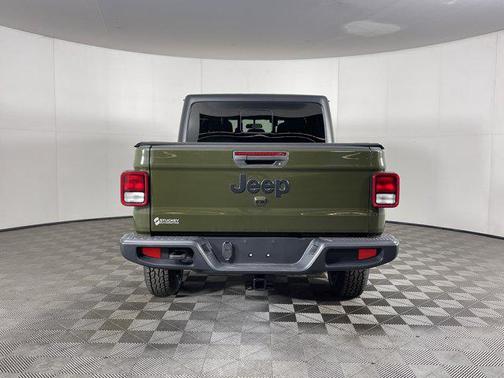 2022 Jeep Gladiator Altitude 4x4