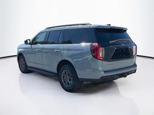 Glacier Gray Metallic Tri-Coat 2026 Ford Expedition Active