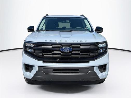 Glacier Gray Metallic Tri-Coat 2026 Ford Expedition Active