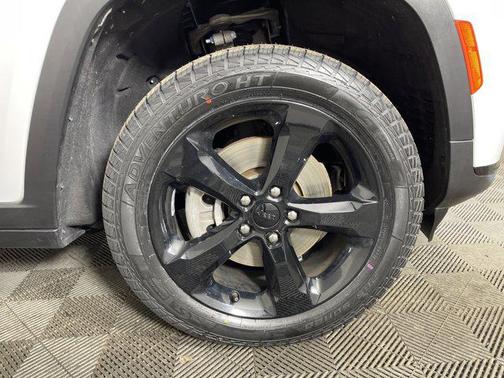 2022 Jeep Grand Cherokee L Altitude