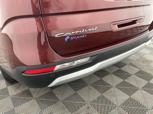 2022 Kia Carnival LXS