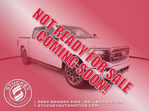 Space White Metallic 2022 Ford F-150 XLT