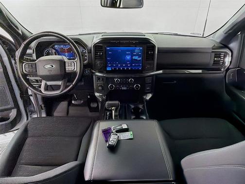 Space White Metallic 2022 Ford F-150 XLT