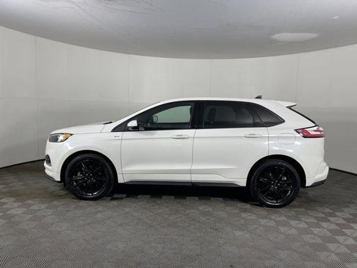 2022 Ford Edge ST Line