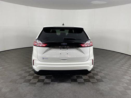 2022 Ford Edge ST Line