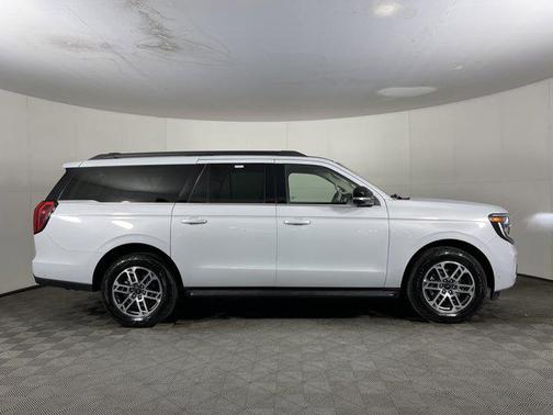 2025 Ford Expedition Max Active 4x4