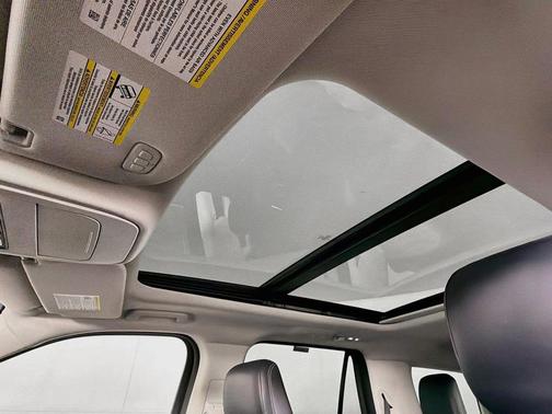 Agate Black 2025 Ford Expedition Platinum