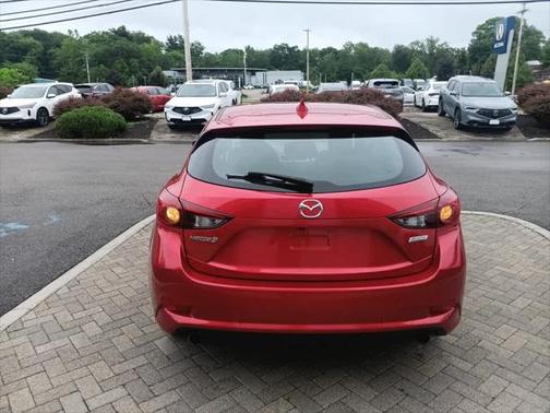 2018 Mazda Mazda3 Touring