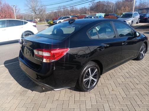 2023 Subaru Impreza Premium