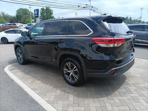 2017 Toyota Highlander LE Plus