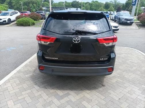 2017 Toyota Highlander LE Plus