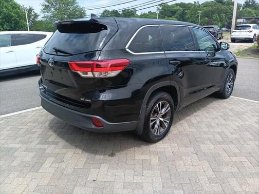 2017 Toyota Highlander LE Plus