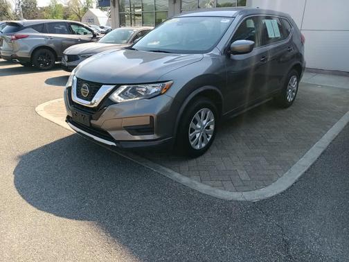 Gun Metallic 2020 Nissan Rogue S