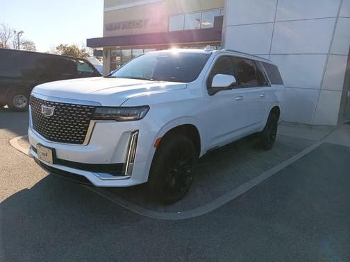 2022 Cadillac Escalade ESV Premium Luxury