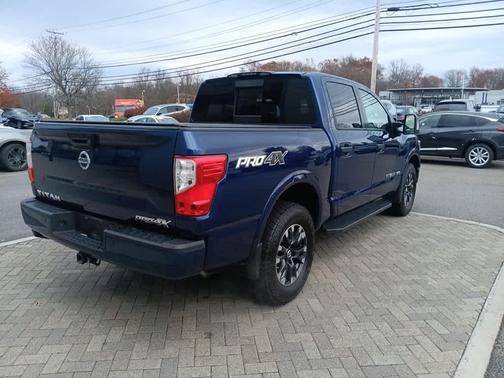 2019 Nissan Titan PRO-4X